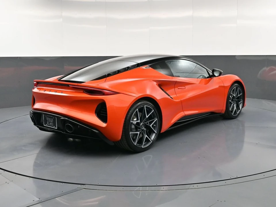 2026 Lotus Emira - Image 8 of 31