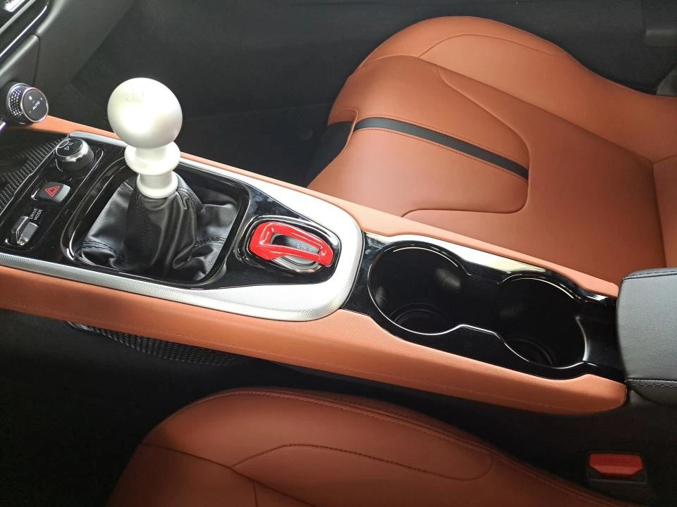 2026 Lotus Emira - Image 29 of 31