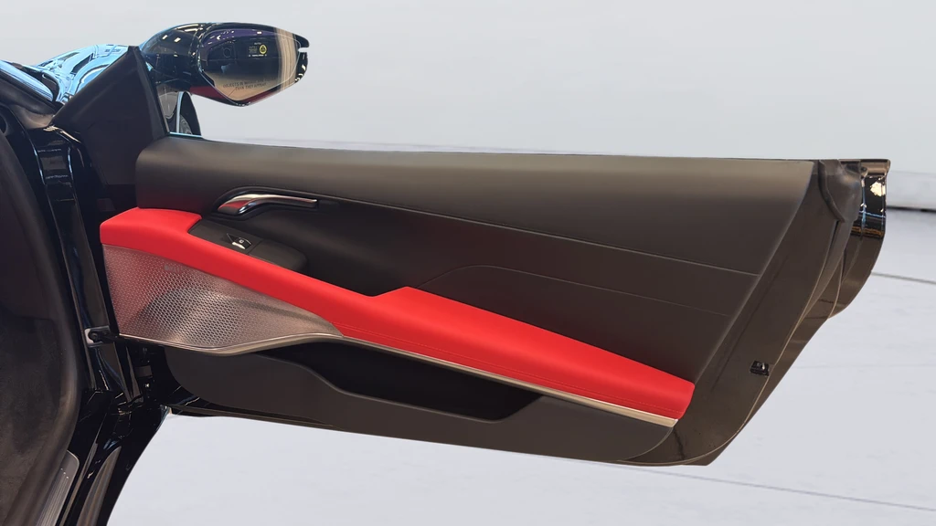 2026 Lotus Emira - Image 14 of 21