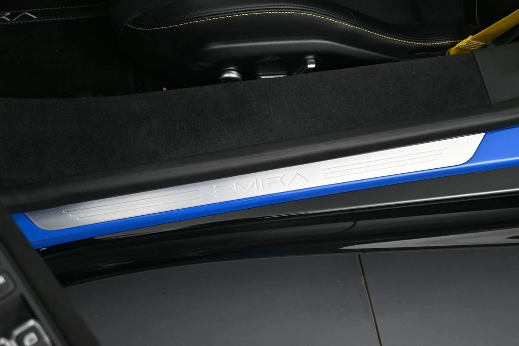 2026 Lotus Emira - Image 17 of 31