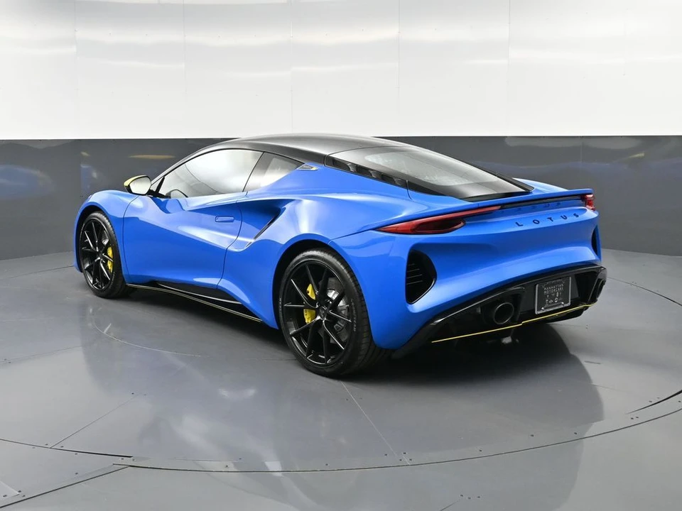2026 Lotus Emira - Image 3 of 31