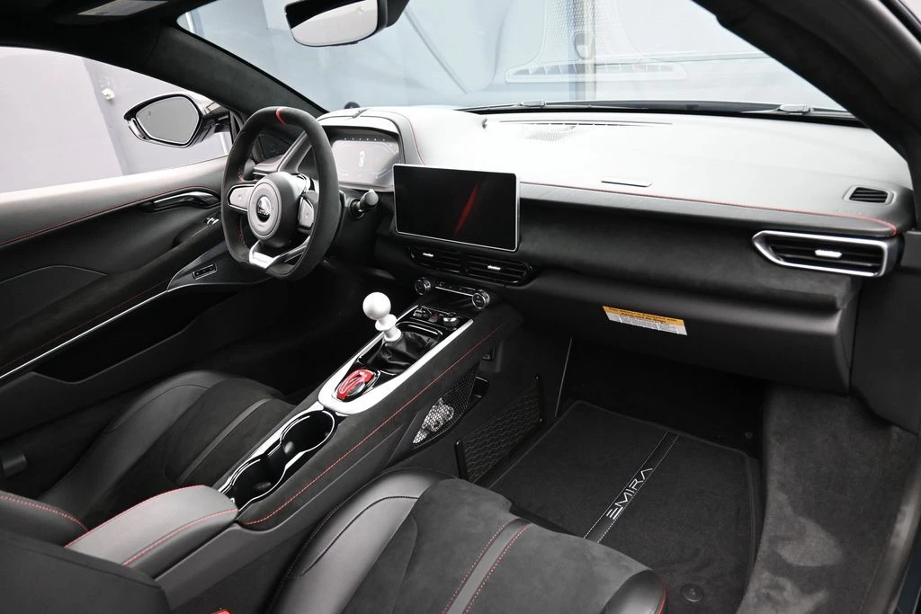 2026 Lotus Emira - Image 27 of 31
