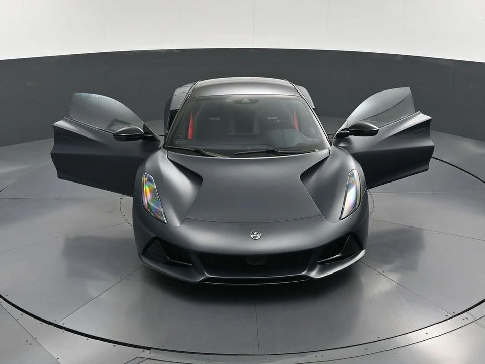 2026 Lotus Emira - Image 31 of 31