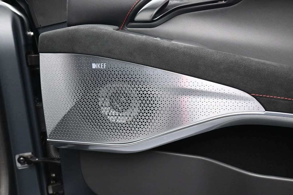 2026 Lotus Emira - Image 25 of 31