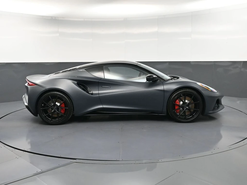 2026 Lotus Emira - Image 9 of 31