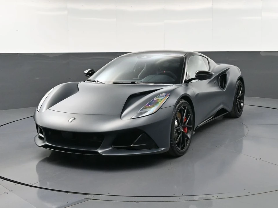 2026 Lotus Emira - Image 6 of 31