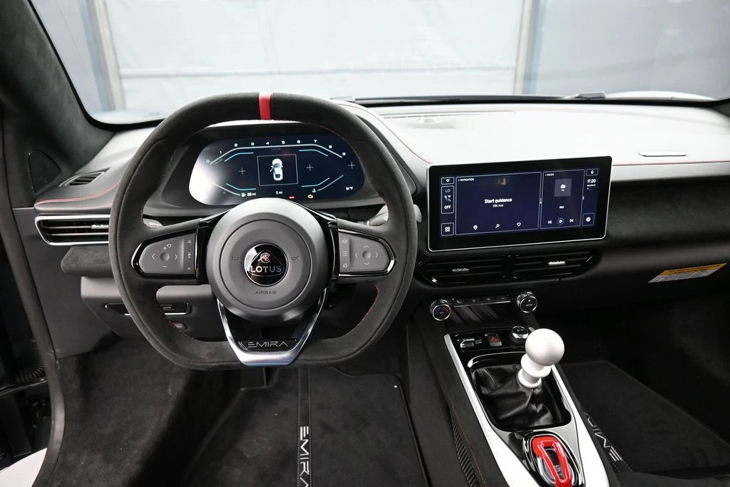 2026 Lotus Emira - Image 19 of 31