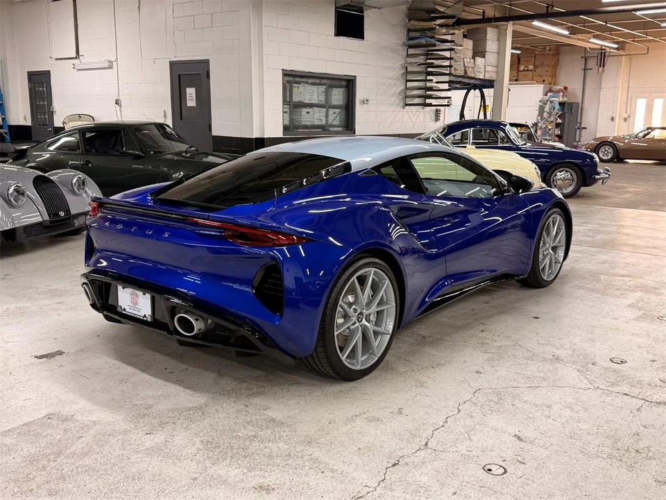 2026 Lotus Emira - Image 4 of 24