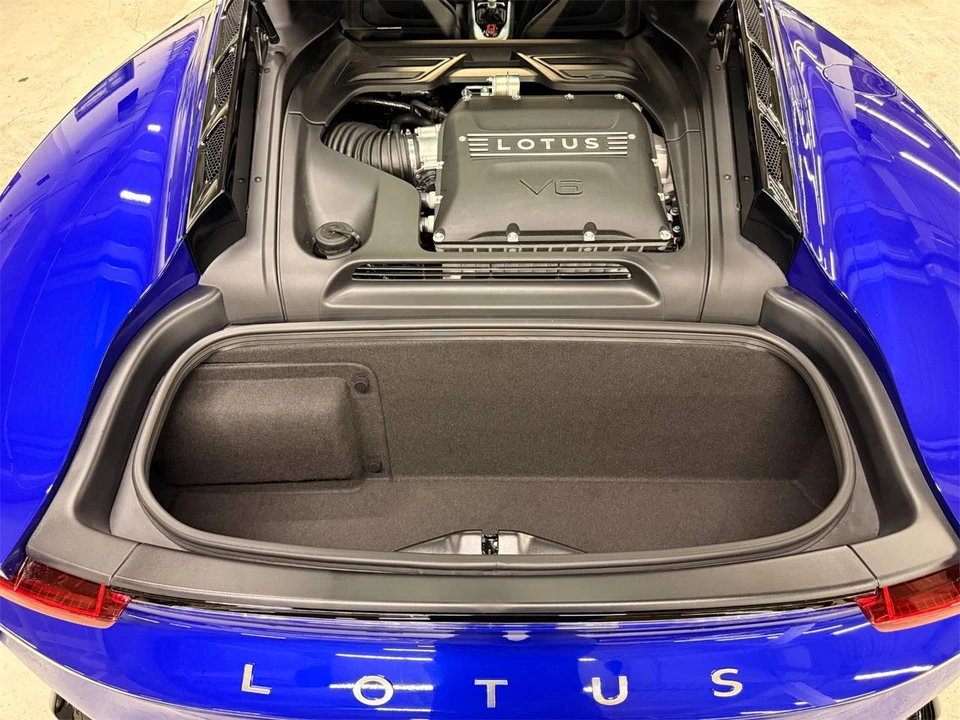 2026 Lotus Emira - Image 18 of 24