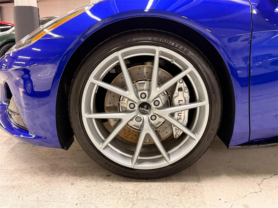2026 Lotus Emira - Image 21 of 24