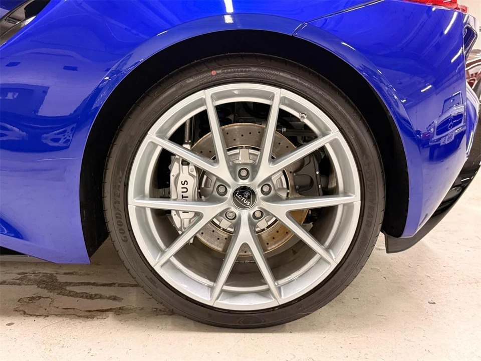 2026 Lotus Emira - Image 22 of 24