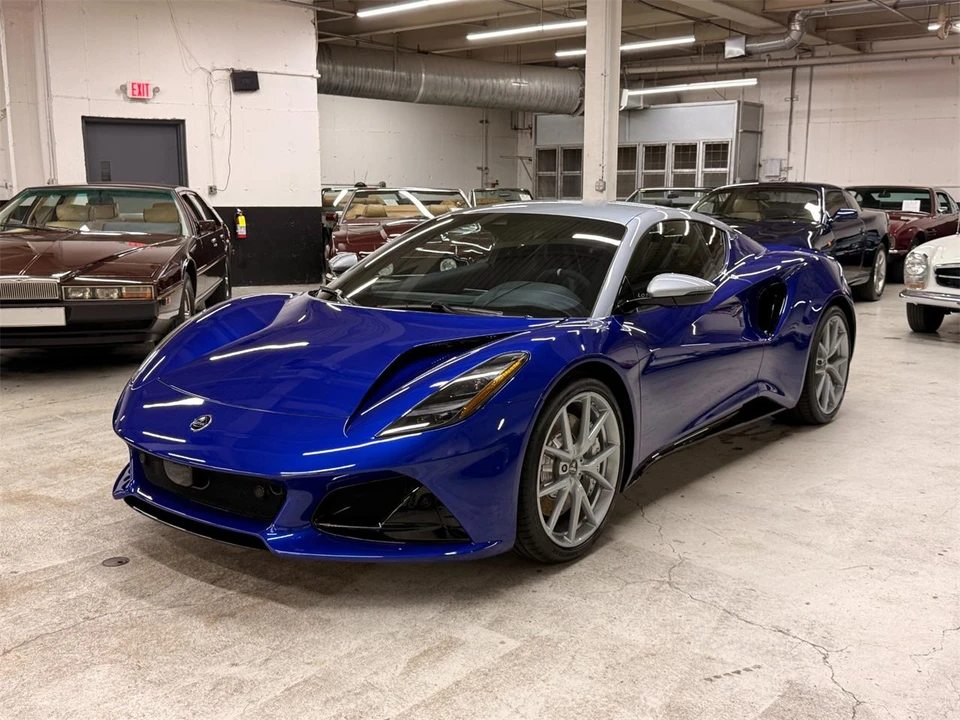2026 Lotus Emira - Image 3 of 24