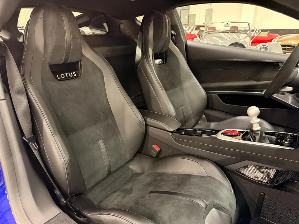2026 Lotus Emira - Image 14 of 24