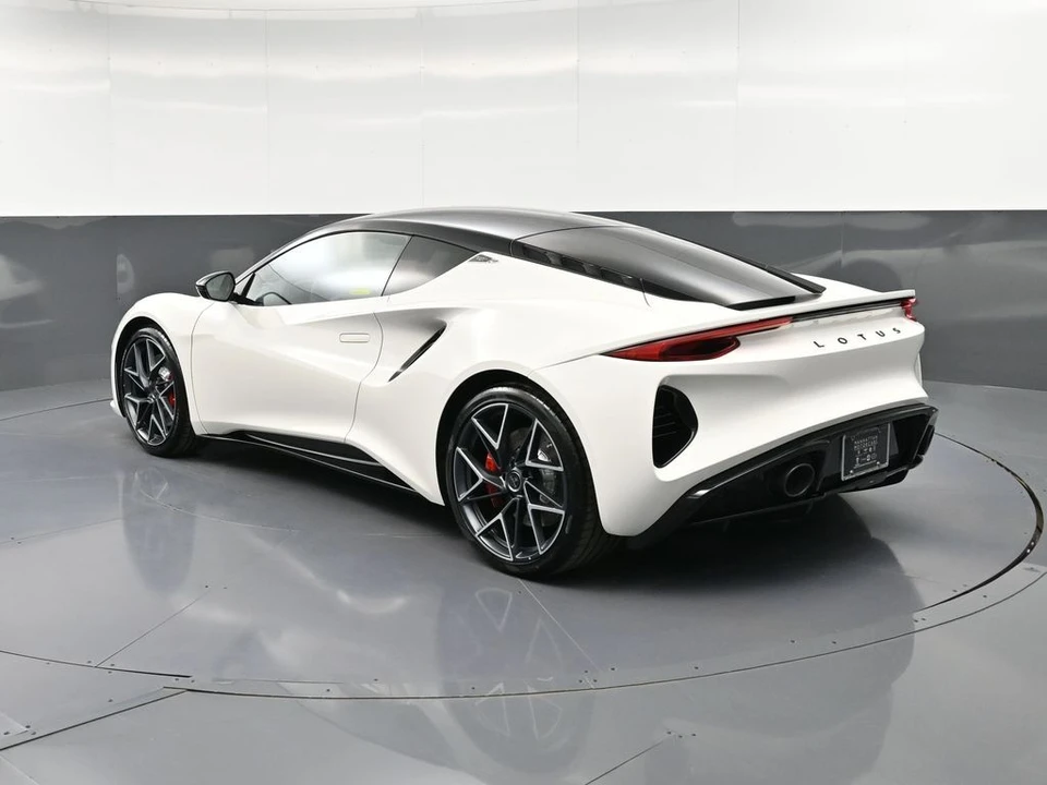 2026 Lotus Emira - Image 3 of 31