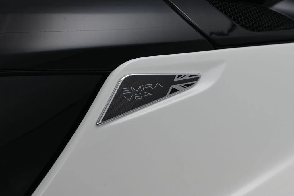 2026 Lotus Emira - Image 14 of 31