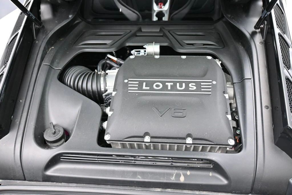 2026 Lotus Emira - Image 30 of 31