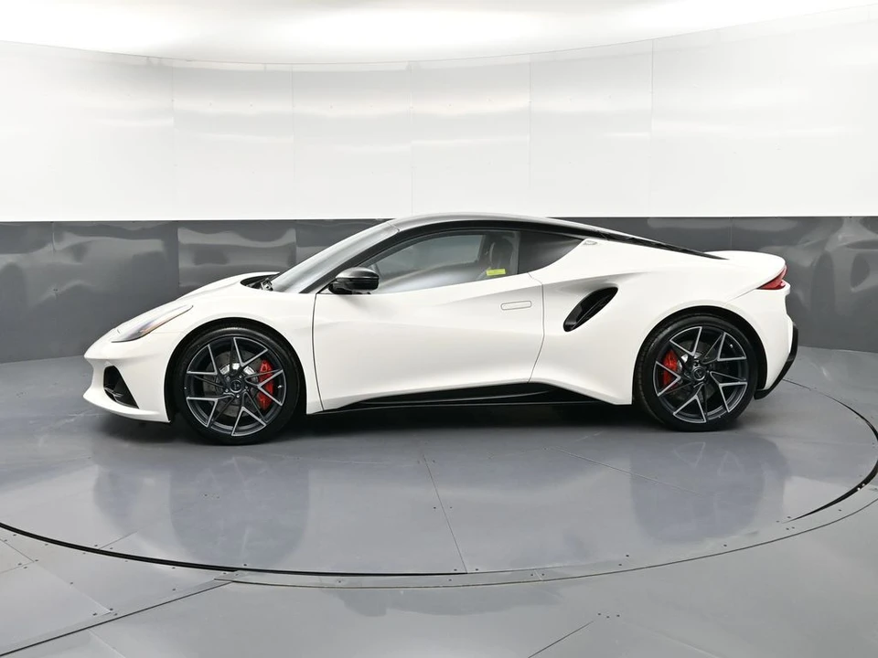 2026 Lotus Emira - Image 2 of 31