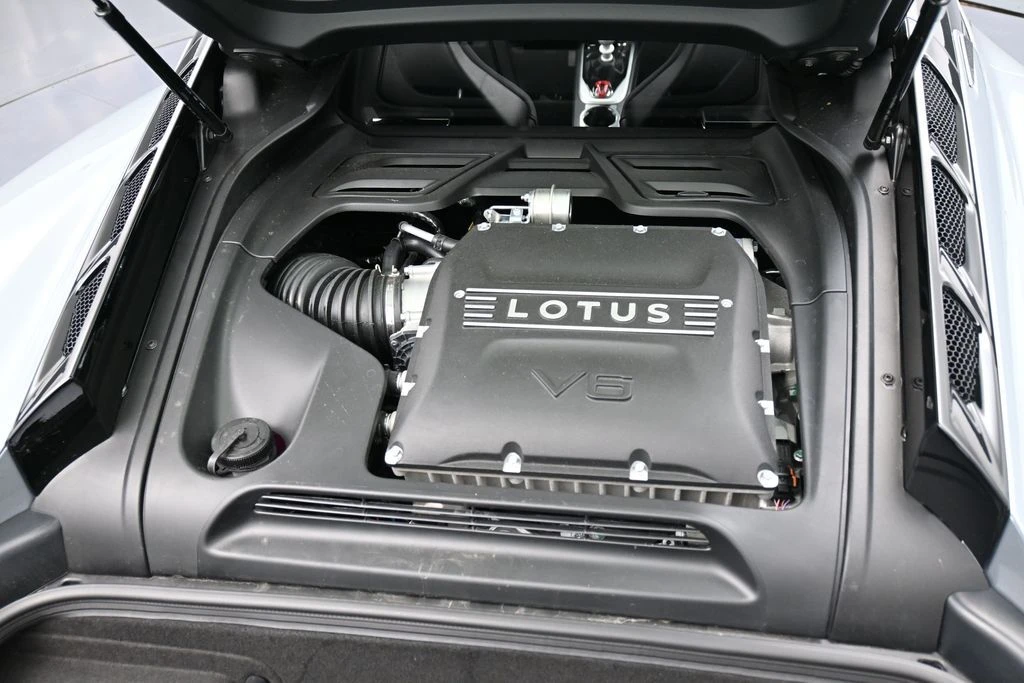 2026 Lotus Emira - Image 30 of 31