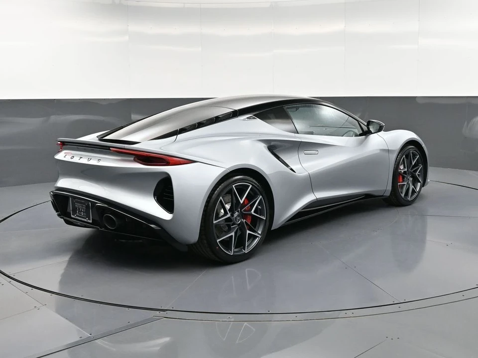 2026 Lotus Emira - Image 8 of 31
