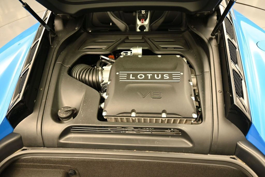 2026 Lotus Emira - Image 30 of 31