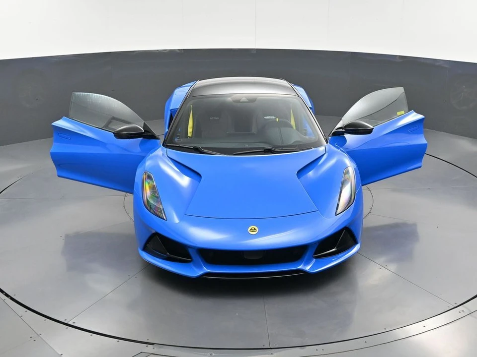 2026 Lotus Emira - Image 31 of 31