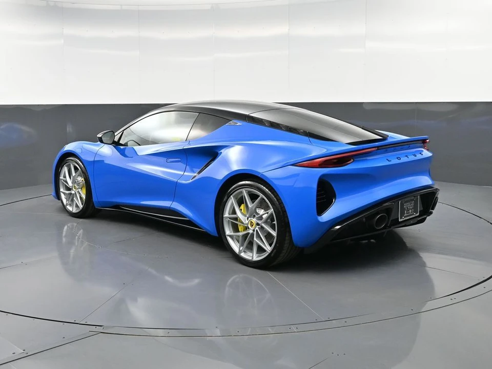 2026 Lotus Emira - Image 3 of 31