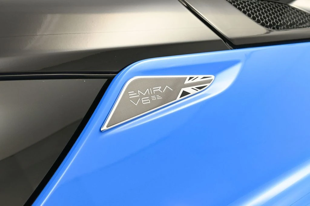 2026 Lotus Emira - Image 14 of 31