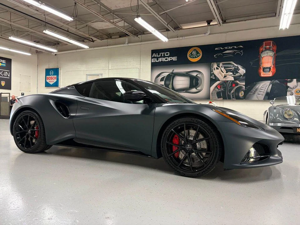 2026 Lotus Emira - Image 3 of 29