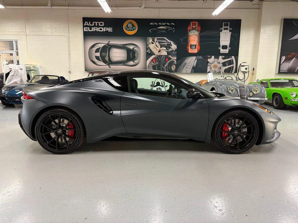 2026 Lotus Emira - Image 4 of 29
