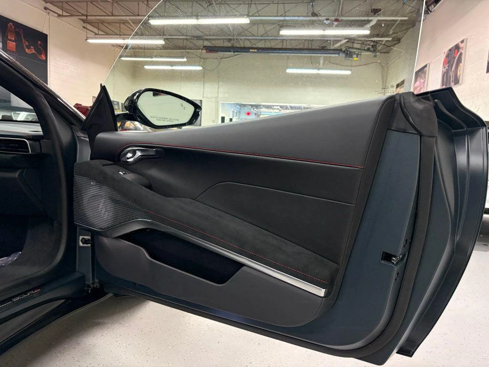 2026 Lotus Emira - Image 19 of 29