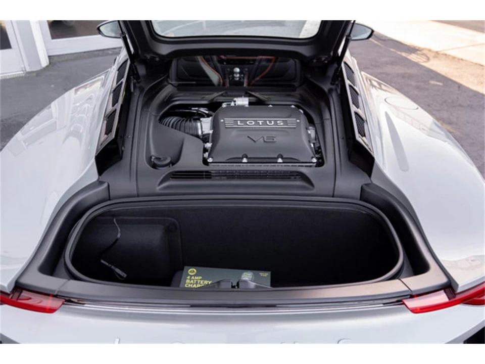 2026 Lotus Emira - Image 26 of 30