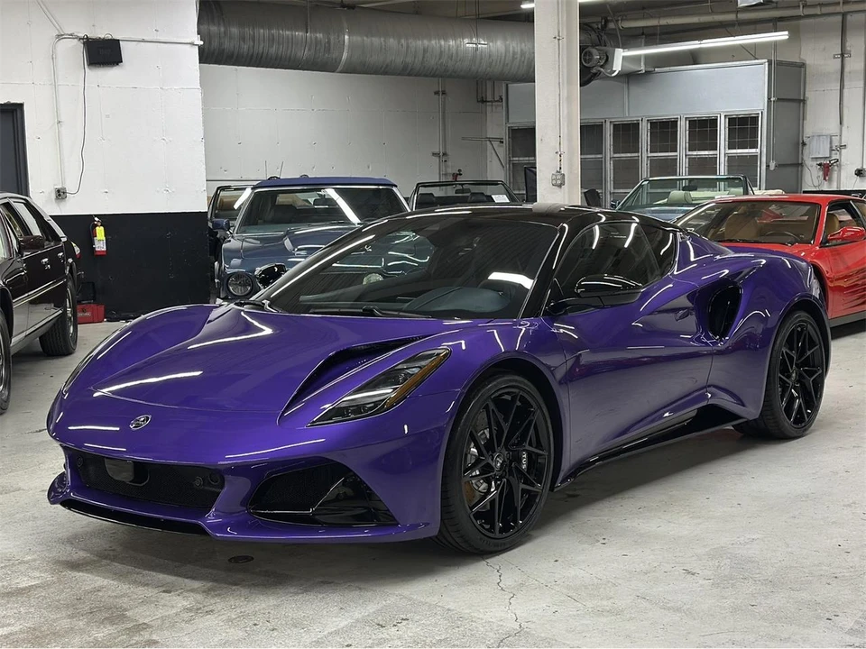 2026 Lotus Emira - Image 3 of 31