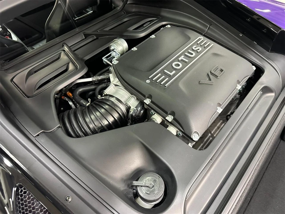 2026 Lotus Emira - Image 30 of 31