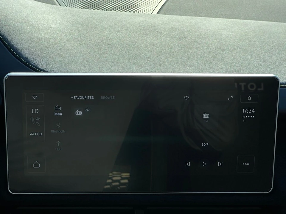 2026 Lotus Emira - Image 15 of 28