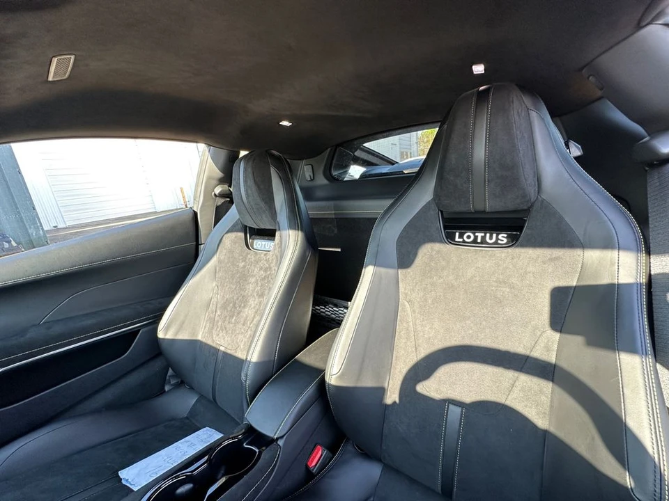 2026 Lotus Emira - Image 26 of 28