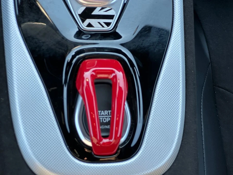 2026 Lotus Emira - Image 20 of 28