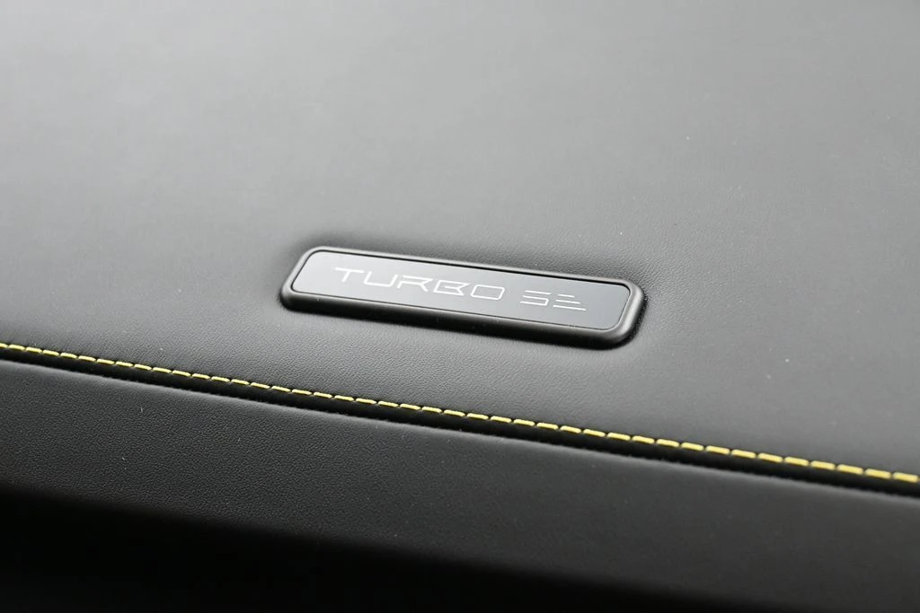 2026 Lotus Emira - Image 26 of 31