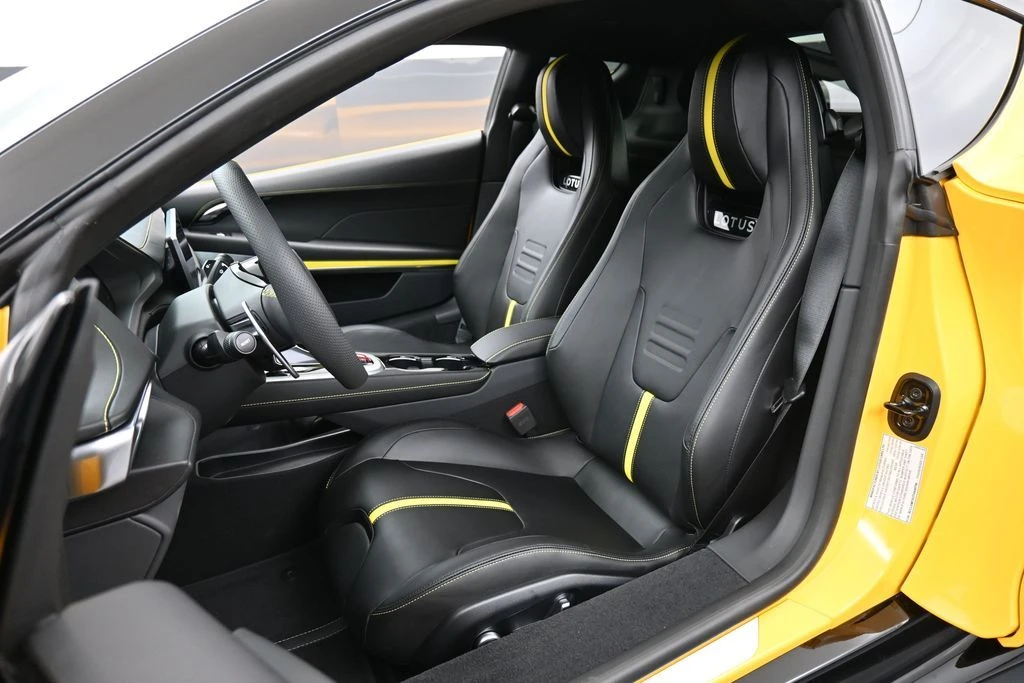 2026 Lotus Emira - Image 5 of 31