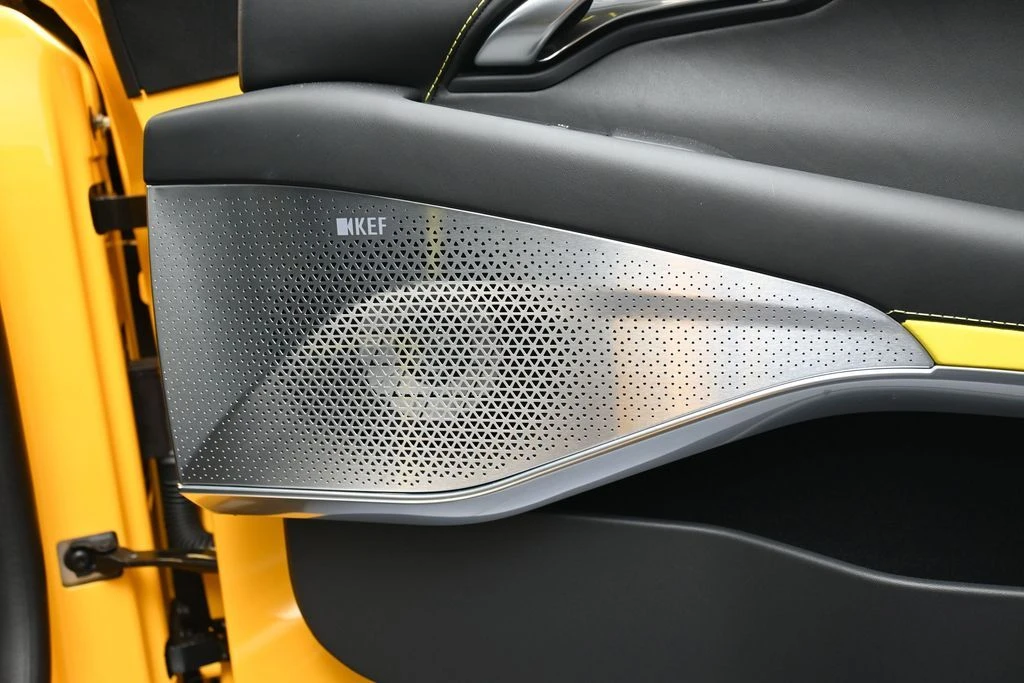 2026 Lotus Emira - Image 23 of 31