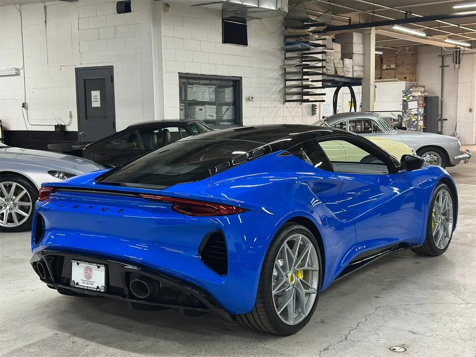2026 Lotus Emira - Image 6 of 31