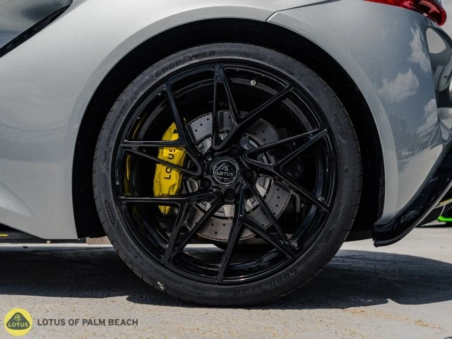 2026 Lotus Emira - Image 25 of 27