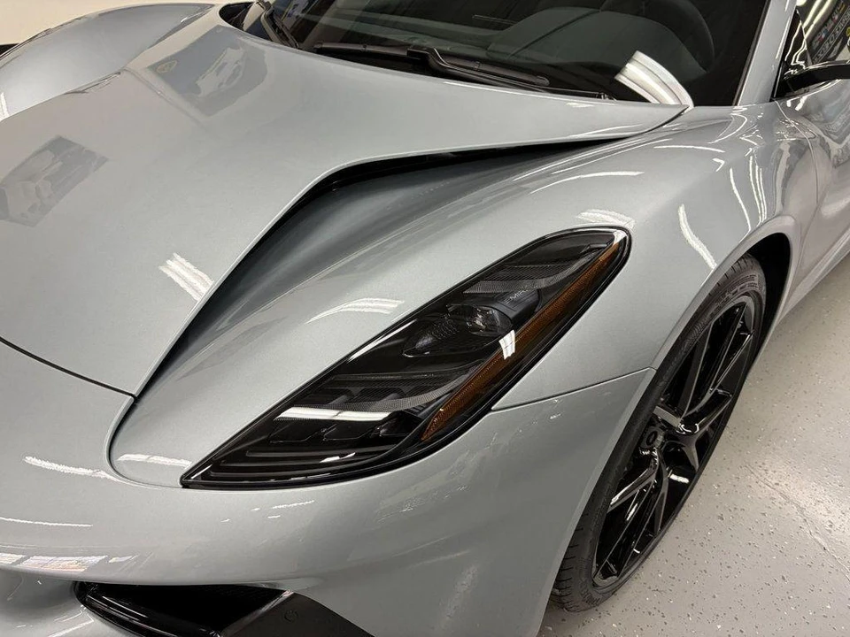 2026 Lotus Emira - Image 4 of 31