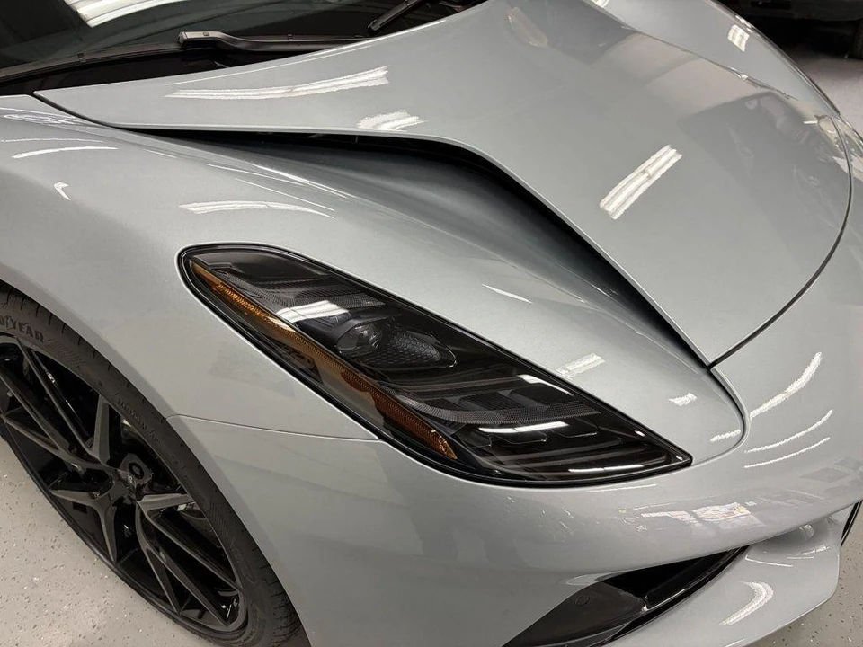 2026 Lotus Emira - Image 5 of 31