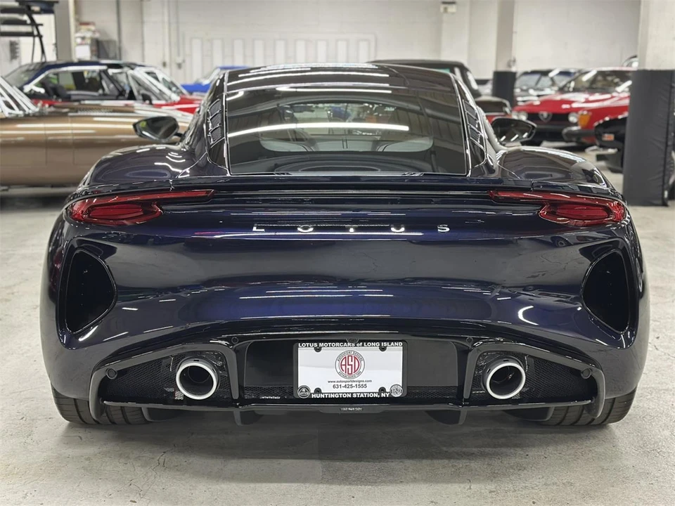 2026 Lotus Emira - Image 5 of 31