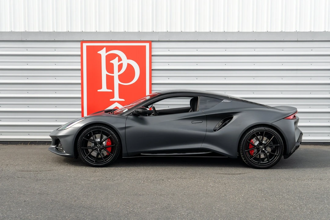 2026 Lotus Emira - Image 30 of 31