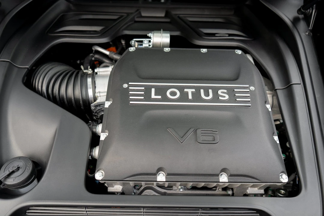 2026 Lotus Emira - Image 27 of 31