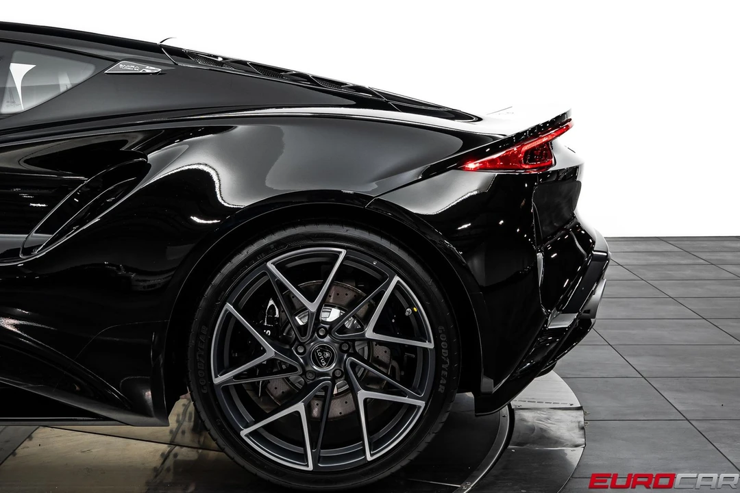 2026 Lotus Emira - Image 15 of 31