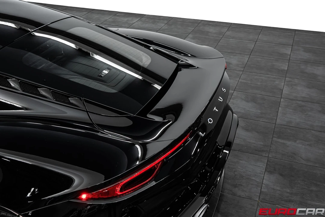 2026 Lotus Emira - Image 17 of 31