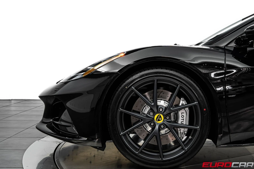2026 Lotus Emira - Image 13 of 31