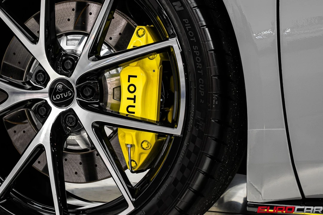 2026 Lotus Emira - Image 26 of 31